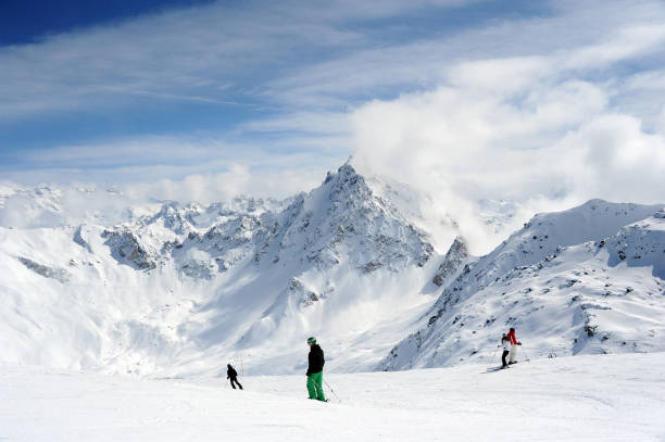 Ruošiaties slidinėti Alpėse? Kokią šalį pasirinkti?